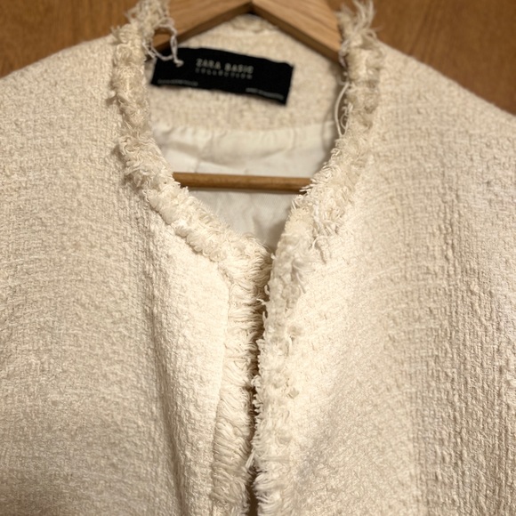 Zara Coat - Picture 3 of 4